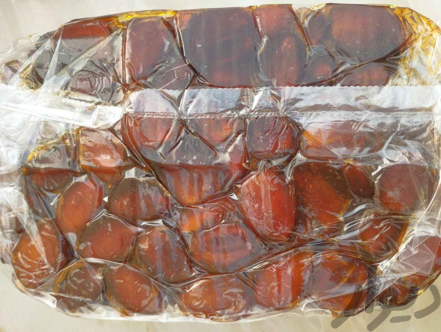 Organic Iranian Halileh Dates – Authentic Semi-Dried Yellow Dates from Fars – 3000g