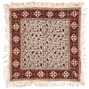 Soft & Sophisticated – Pink Floral Velvet Tablecloth for Home Decor