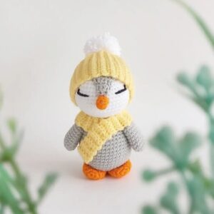 Amigurumi Stuffed Penguin Animal – Handmade Crochet Plush Toy | Cute & Cheerful