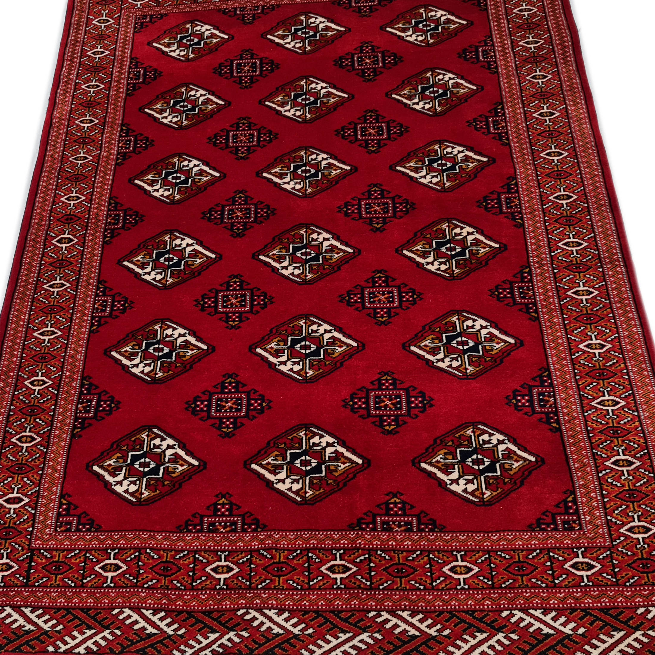 Hand-Knotted Persian Qashqai Tribal Rug (Traditional Bukhara Design) – Red Wool