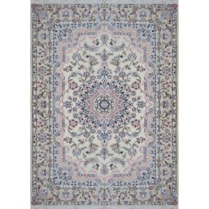 Hand-Knotted Persian Naein Rug (Lachak Toranj Floral Medallion) – Cream Silk & Wool