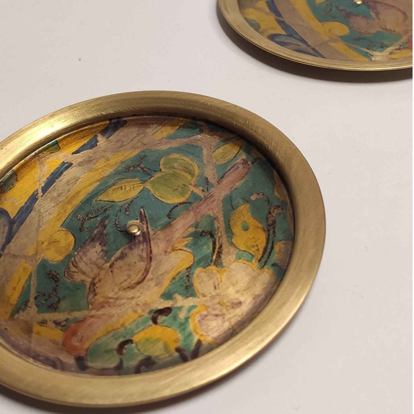 Brass Floral Coasters 6-Pack – Decorative Round Traditional Bird & Flower Design