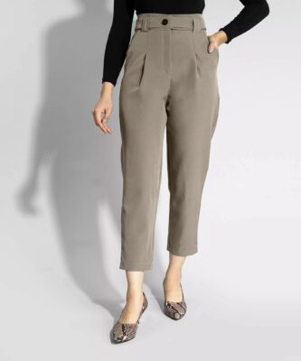 Women's Plain Pleated Pants with Belt for a Stylish Everyday Look