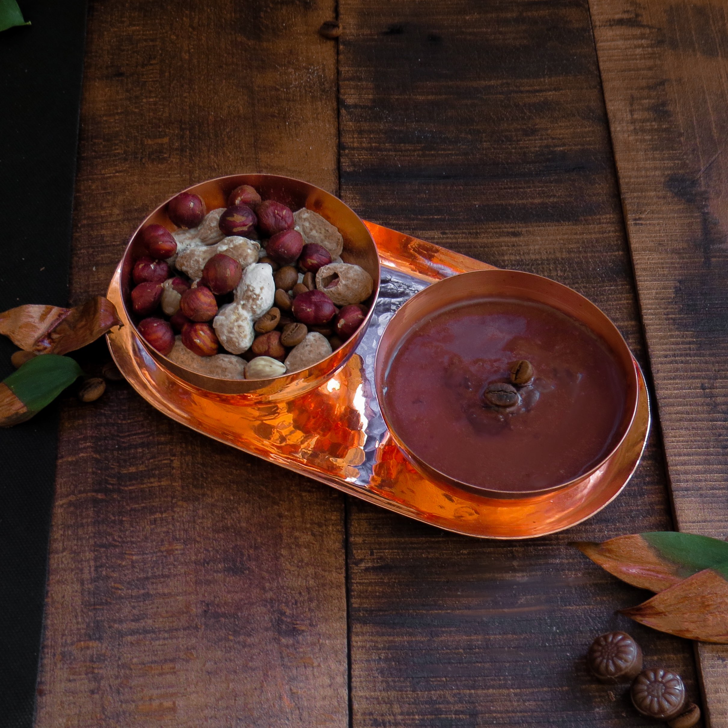Persian Copper Serving Tray – Traditional Hammered Mojdeh Model Tray