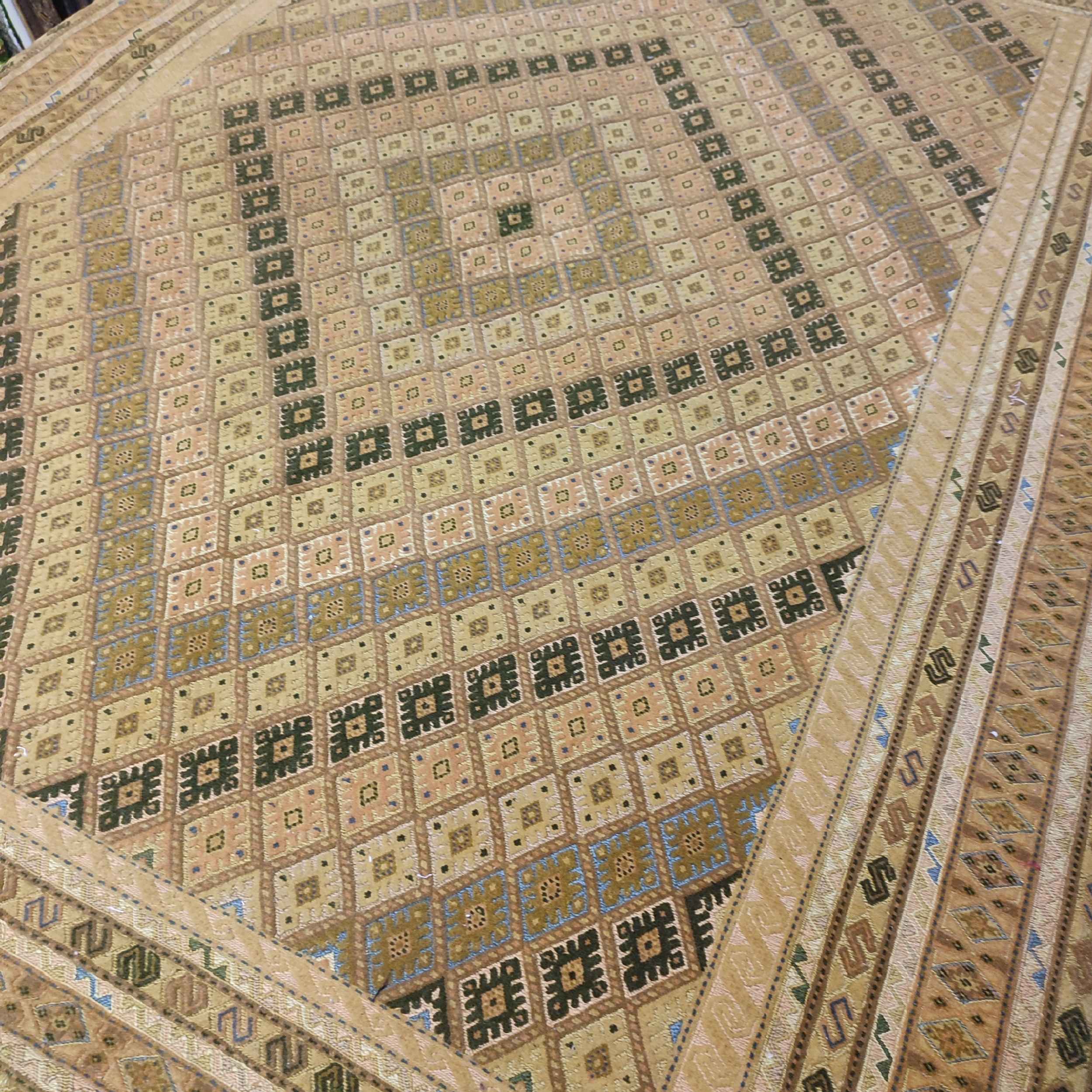 Brown Geometric Kilim Rug from Sirjan – Authentic Handwoven Persian Wool