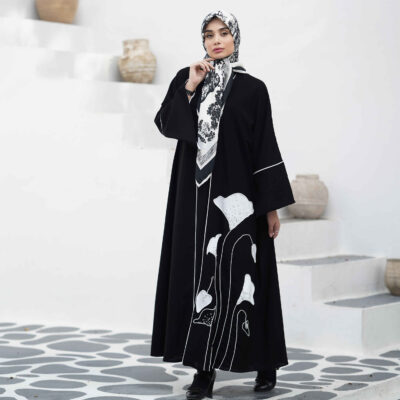 Elegant Loose Fit Abaya with White Piping Details