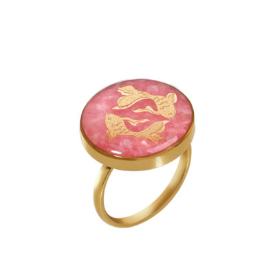 Pink Jade Steel Signet Ring – Gold-Plated Fish Symbol, Resin-Covered Gemstone Design