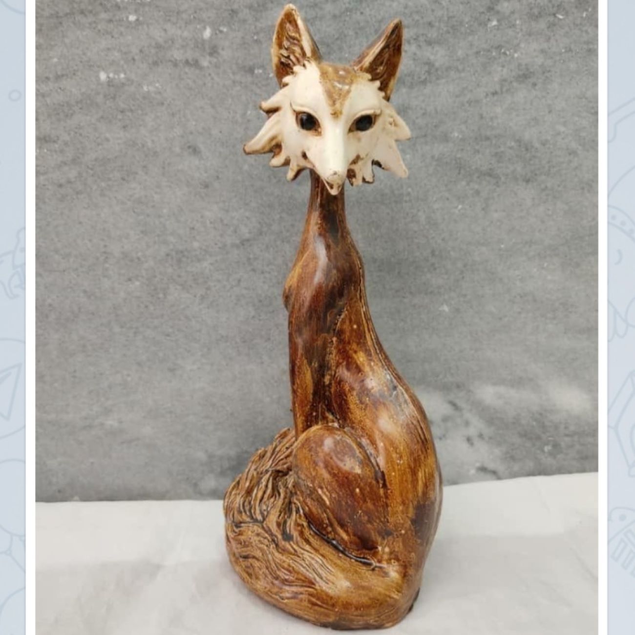 Decorative Sitting Fox Figurine – Artistic Animal Sculpture