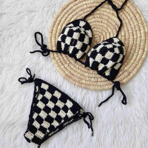 Women’s Crochet Bra and Thong Set – Handcrafted Boho Lingerie with Textured Yarn Design