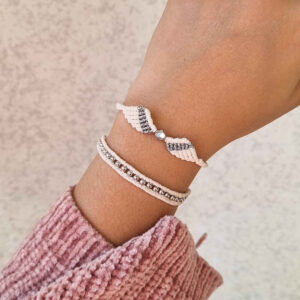 Embroidered Macrame Bracelet for Women Model Angel’s Wing
