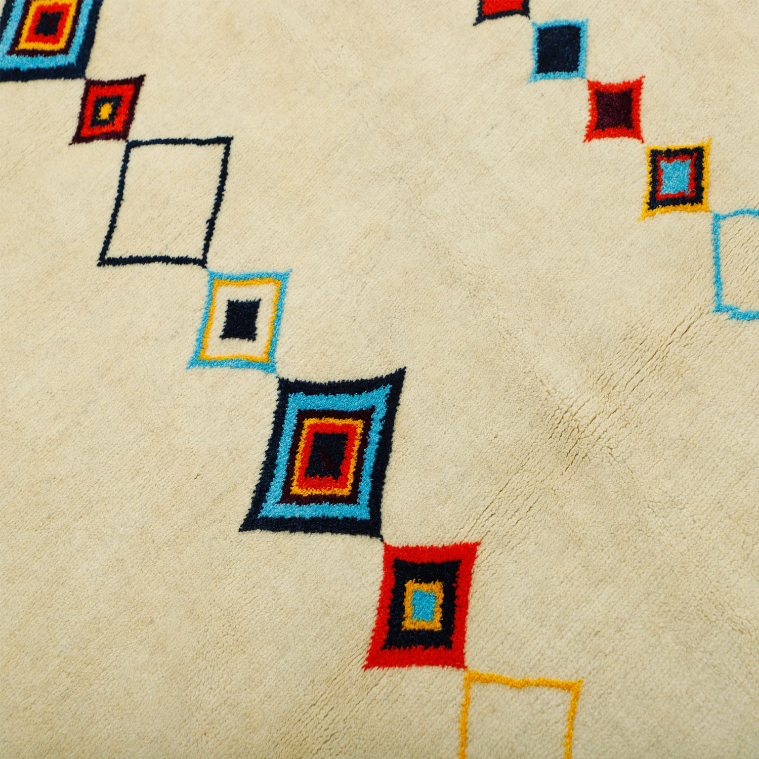 Handwoven Persian Geometric Minimalist Gabbeh Rug in Cream – Wool