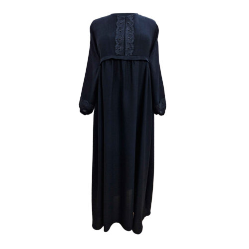 Elegant Black Crepe Abaya with a Relaxed and Flowing Silhouette