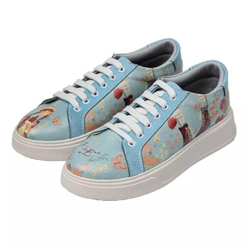 Graffiti Print Sneakers - Women's Chic Casual Shoes Model Anne Shirley