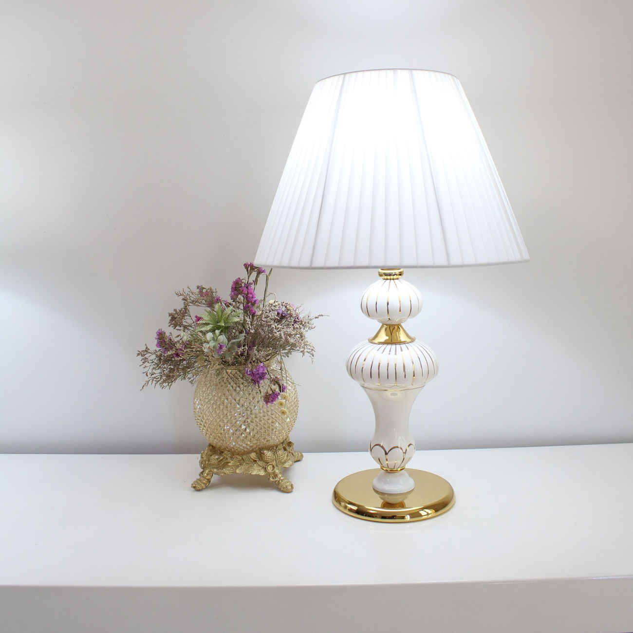 Classic Urn-Shaped Ceramic Table Lamp – Fabric Shade Accent Light