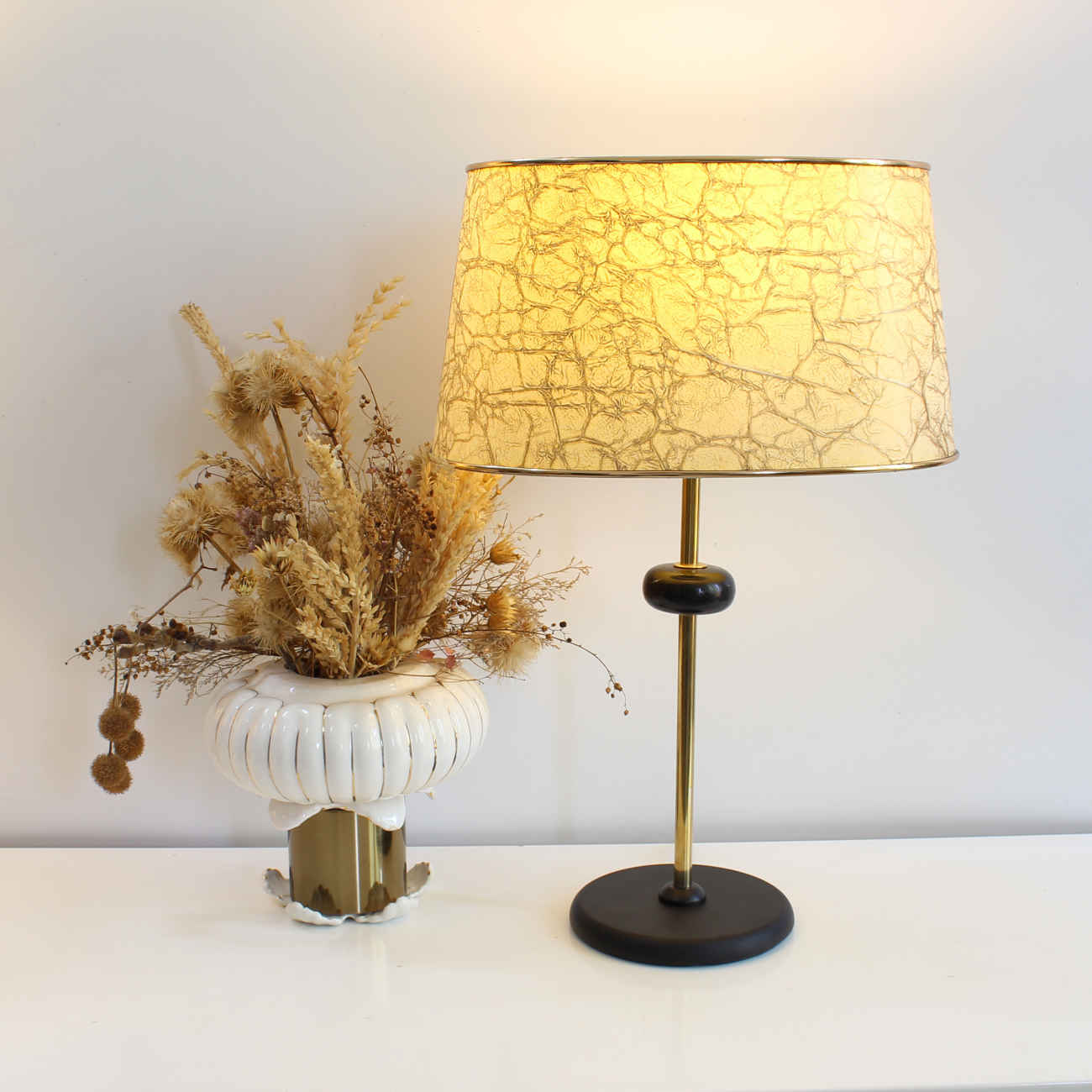Minimalist Marble-Base Gold Table Lamp – Drum Shade Accent Light