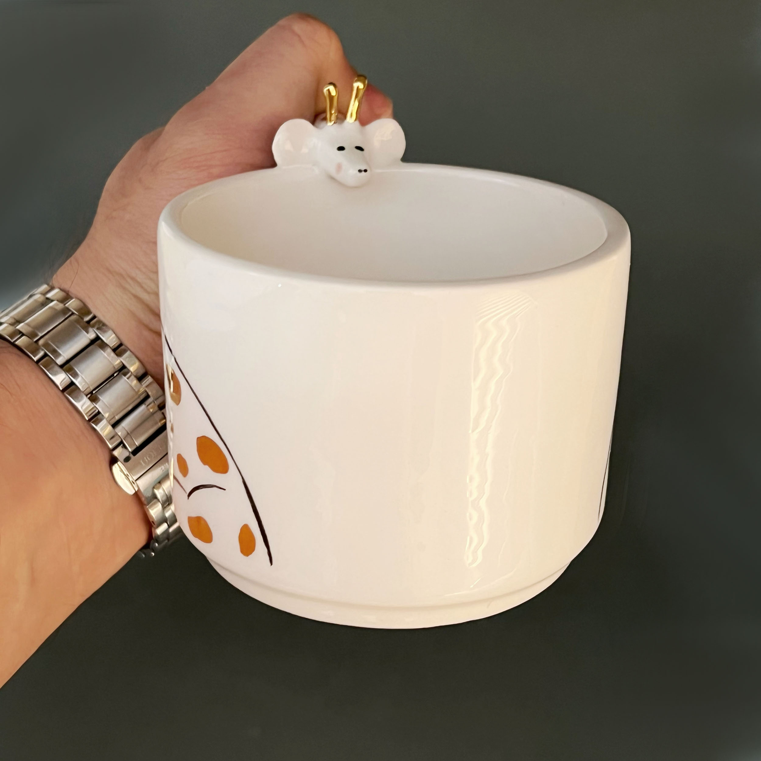Artistic Handcrafted Ceramic Mug – Giraffe Design