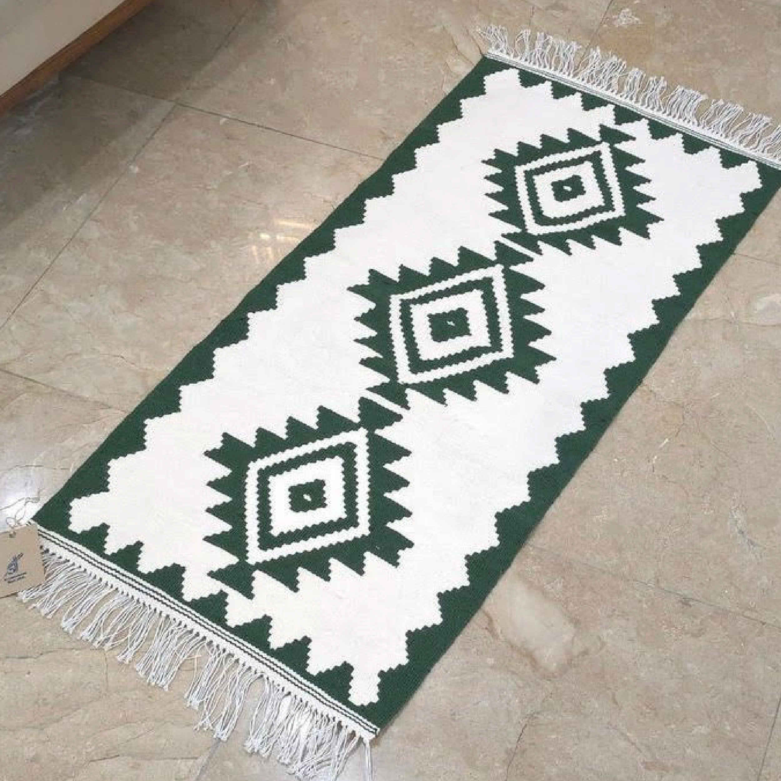 Ardabil Geometric Kilim Rug in White – Handwoven Persian Acrylic Design