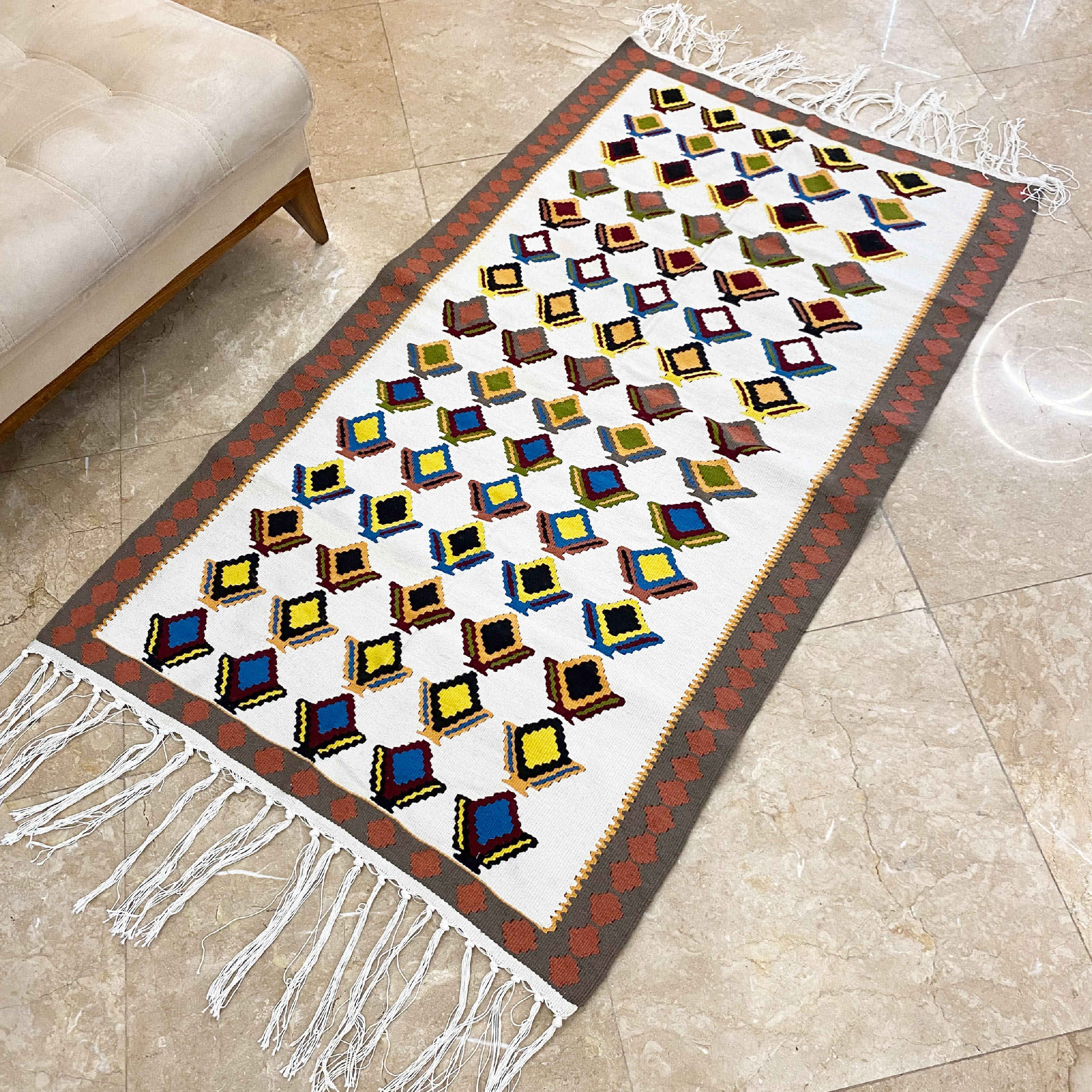 White Geometric Kilim Rug from Ardabil – Authentic Handwoven Persian Wool