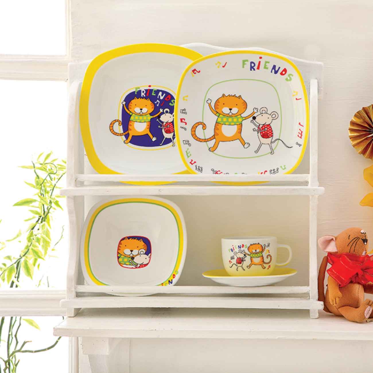 Iranian Porcelain Meal Set by Zariniran 5-Piece Child’s – Friends Design