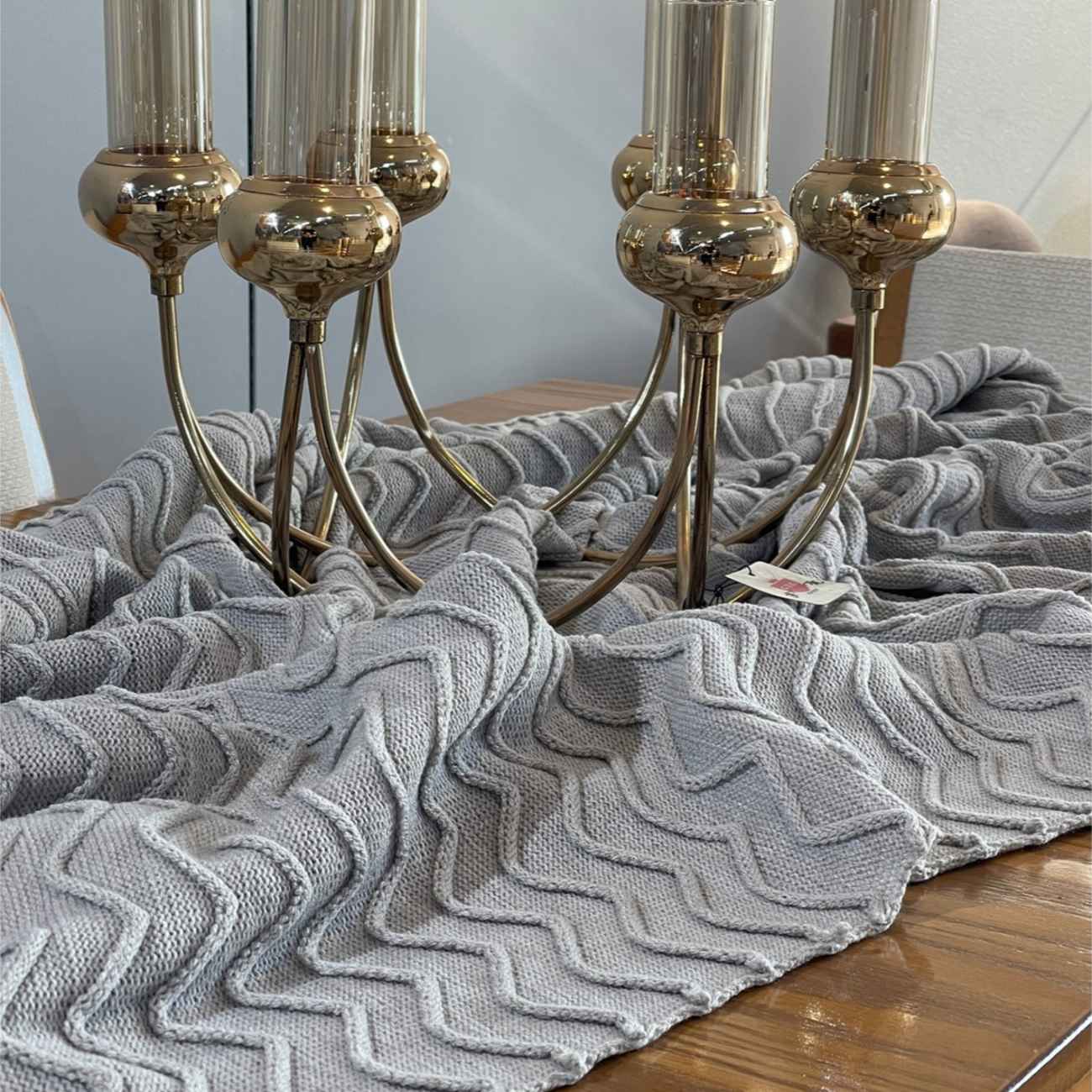 Decorative Knitted Sofa Throw Blanket – The Ultimate Blend of Comfort and Style