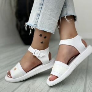 Ihram Sandals: Lightweight Comfort for Your Umrah Journey