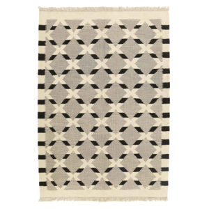 Geometric Fars Kilim Rug in Cream – Authentic Handwoven Persian Wool