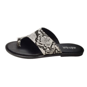 Toe Ring Slipper for women – Lightweight, Packable & Stylish Picks for Vacation