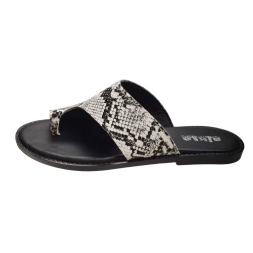 Toe Ring Slipper for women - Lightweight, Packable & Stylish Picks for Vacation