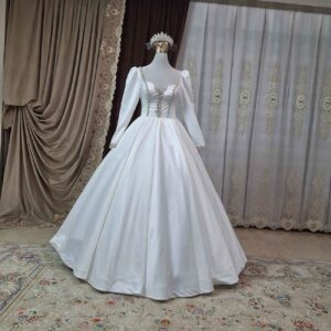 Persian Long Sleeve Wedding & Bridal Dress – Arabic Style with Crystal Model