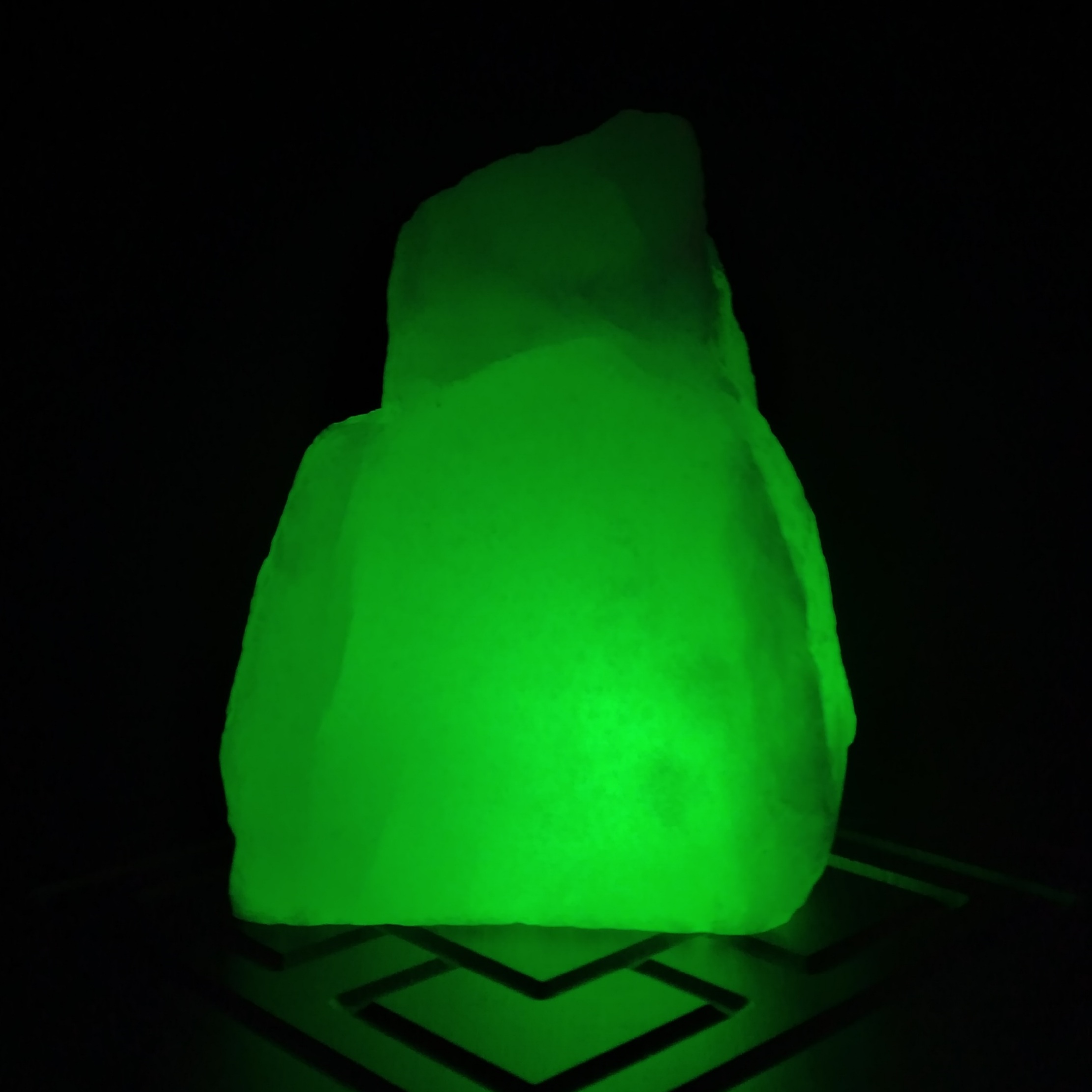 Persian Salt Rock Lamp – Perfect Gift for Meditation, Stress Relief & Home Décor