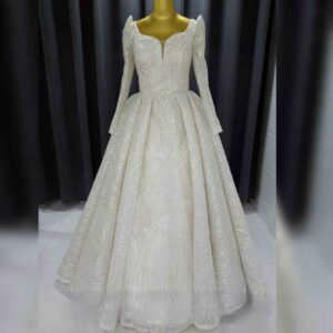 Wedding Dress with Super Pleated Zonyx Skirt and Princess Sleeves – Exquisite and Stylish Fit