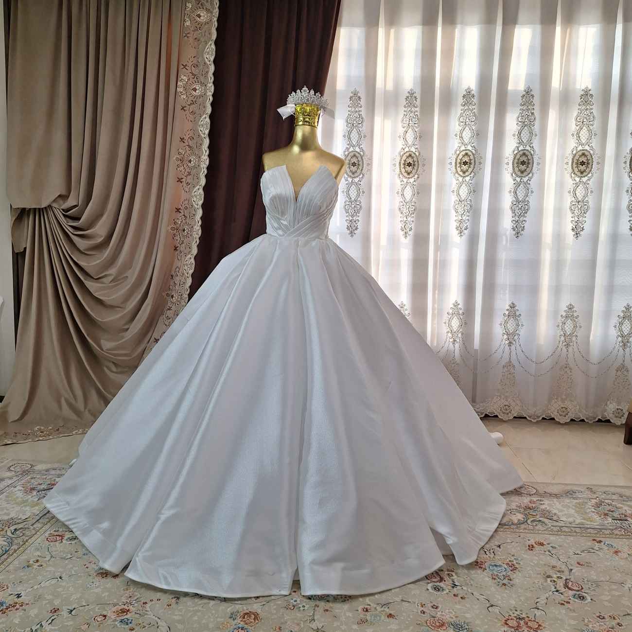 Persian Wedding Dress – Elegant and Modern Arabic Style for Every Bride