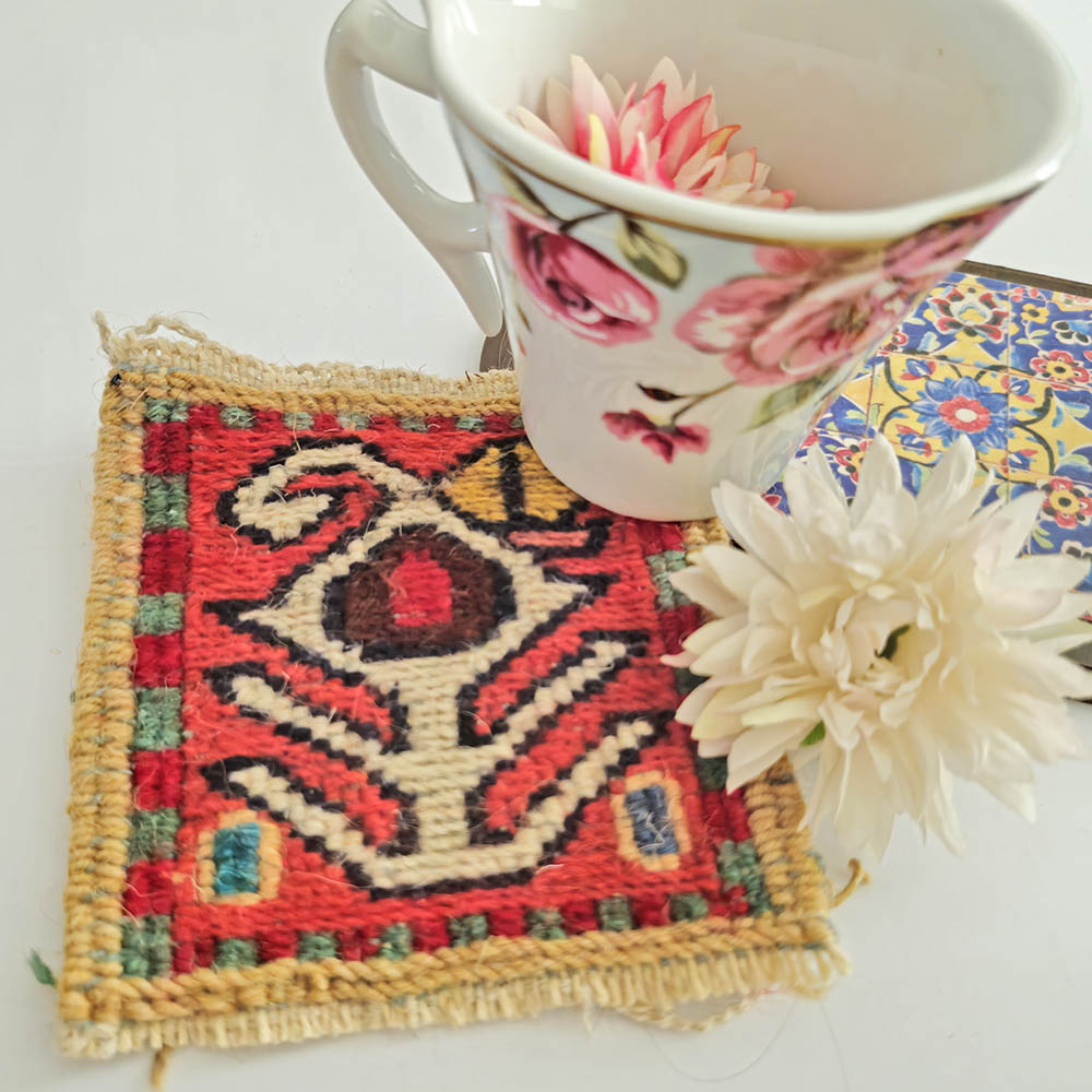 Magenta Geometric Kilim Coaster – Handwoven Wool Square, Boho Traditional