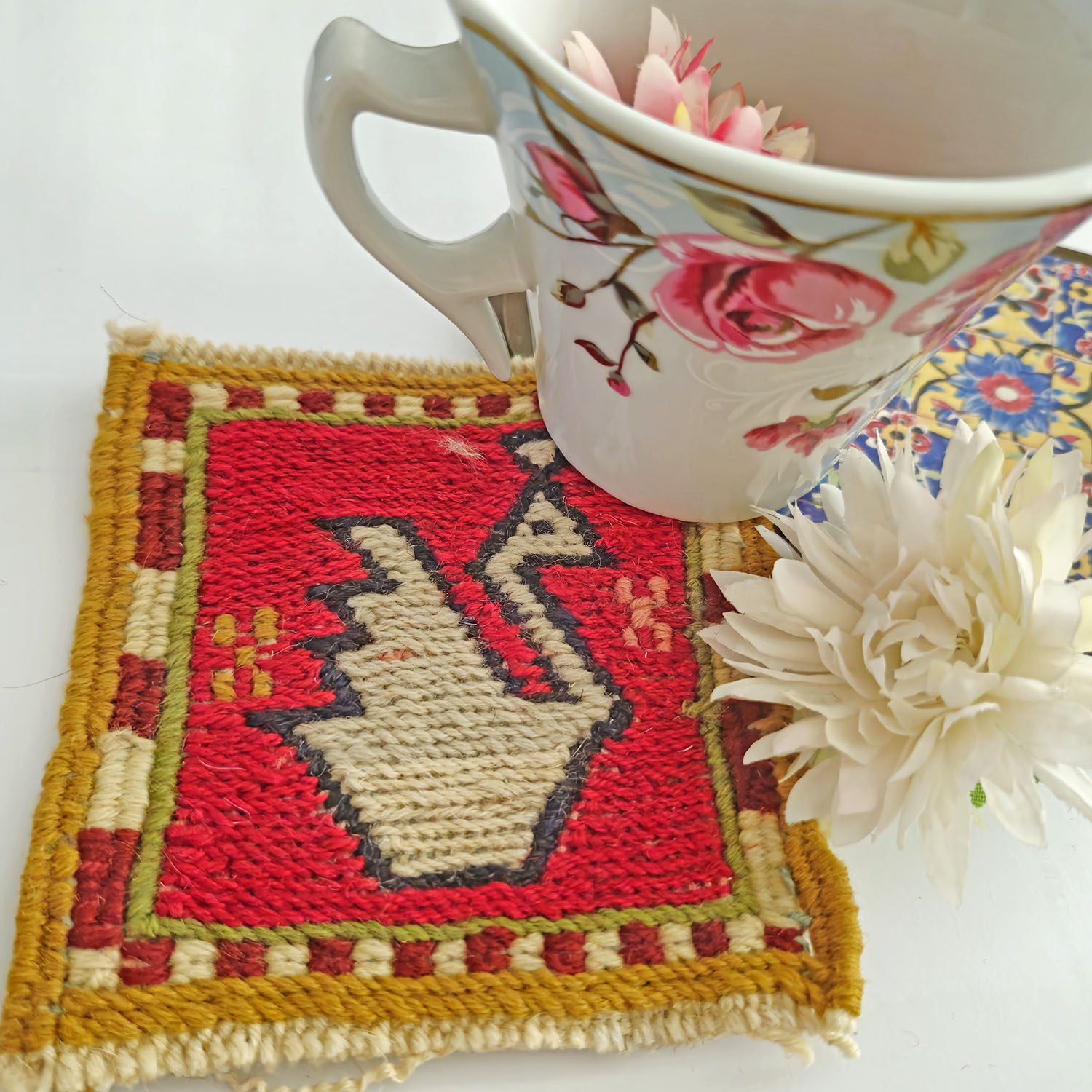 Magenta Swan Kilim Coaster – Handwoven Wool Square, Boho Bird Design