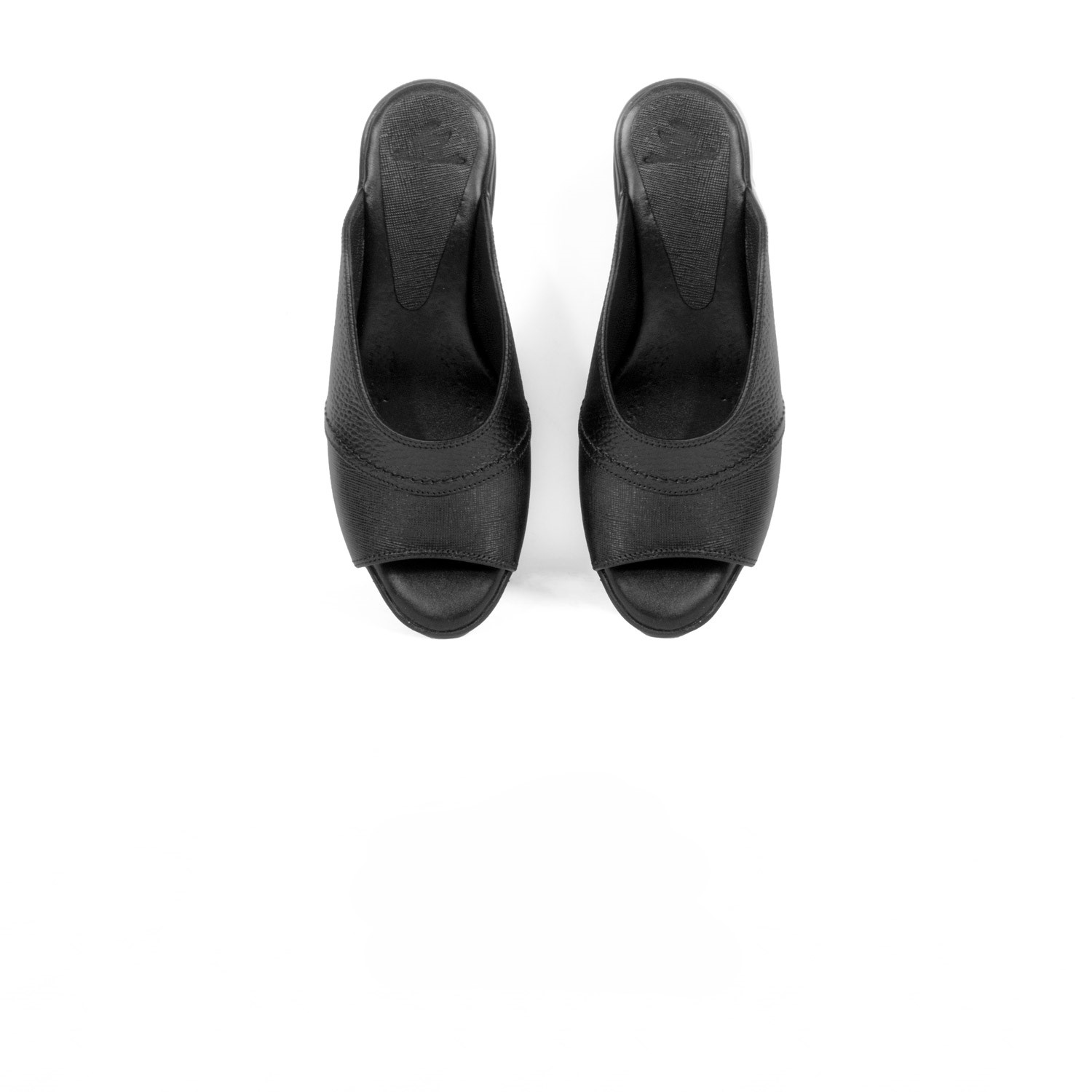 Hiking Sandal – Natural Leather For Women Suitable for Walking