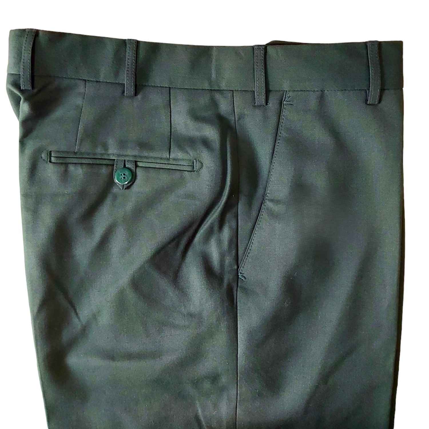 Iranian Military Uniform of the IRGC – Cultural and Historical with Four-Pocket in Green