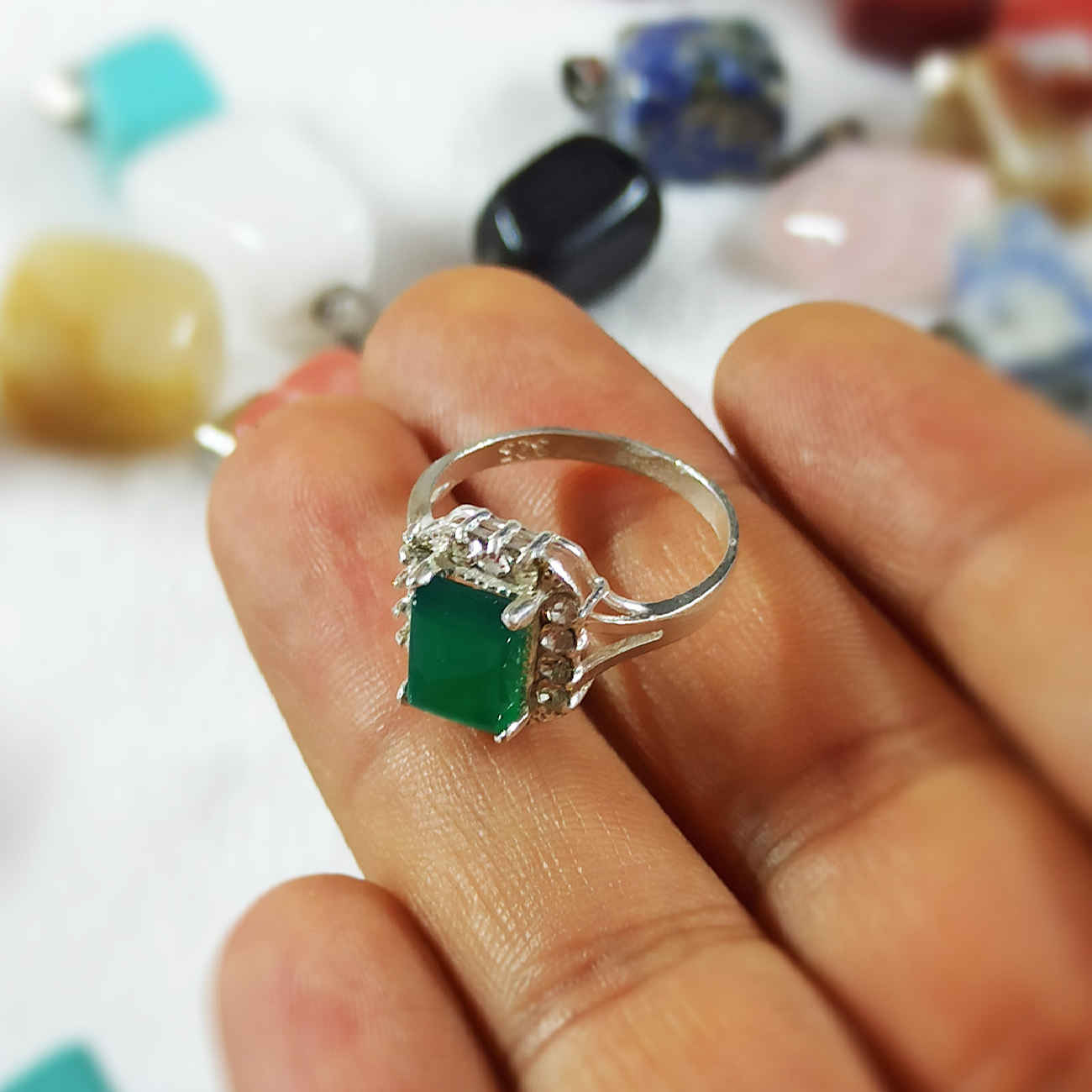 Persian Women’s Silver Ring Agate with Green Gemstone