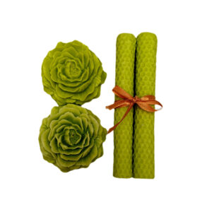 Beeswax Candle Pillar in Rose Shape – Charming, Set of 4