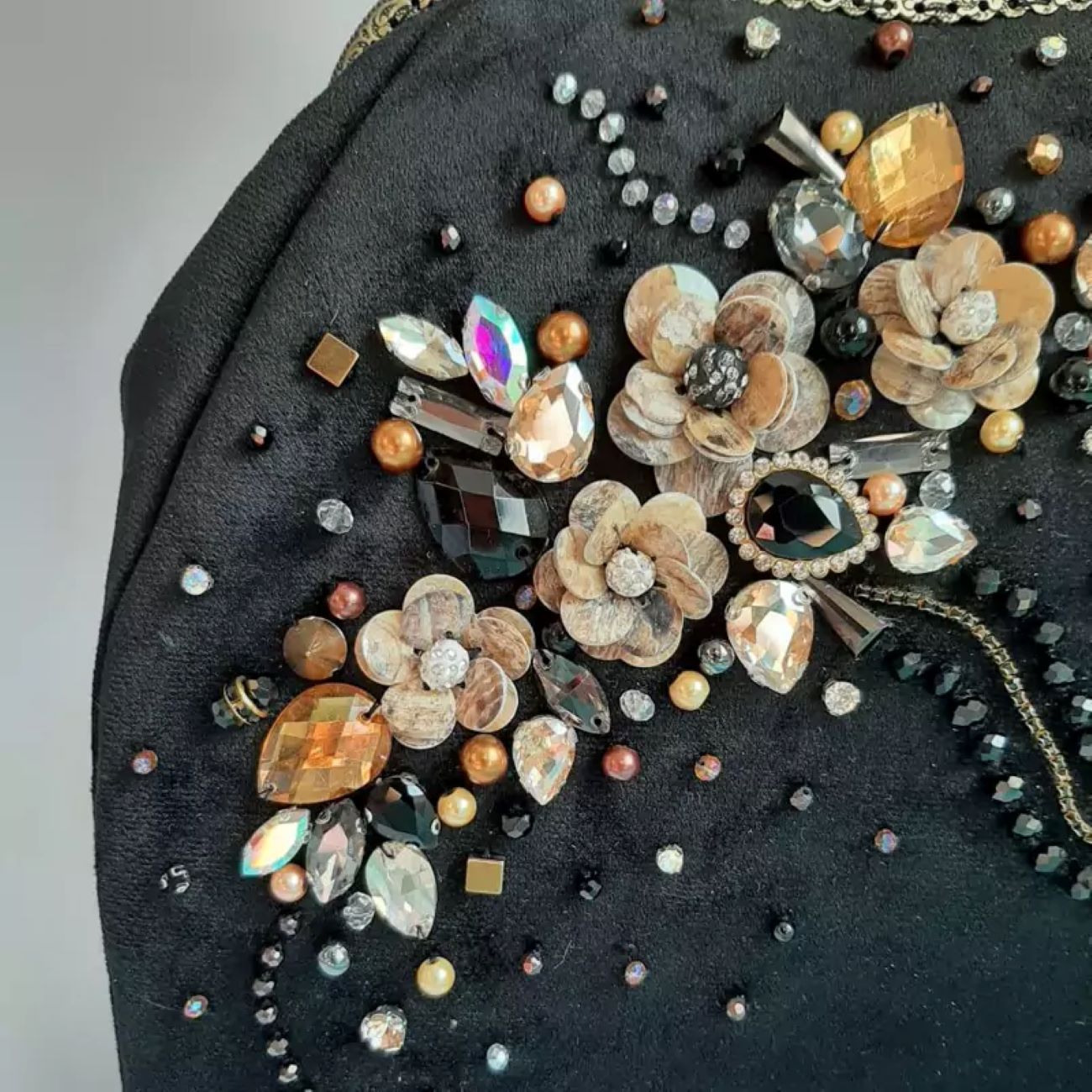 Hand Beaded Clutch Bag Floral Design in Black Color – Timeless Design