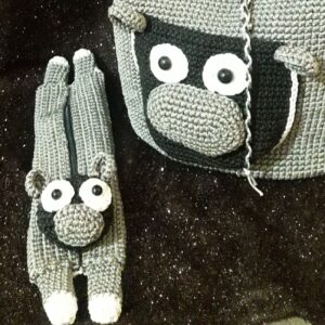 Handmade Knitted Minion Backpack – Kids’ Bag & Pencil Case Set