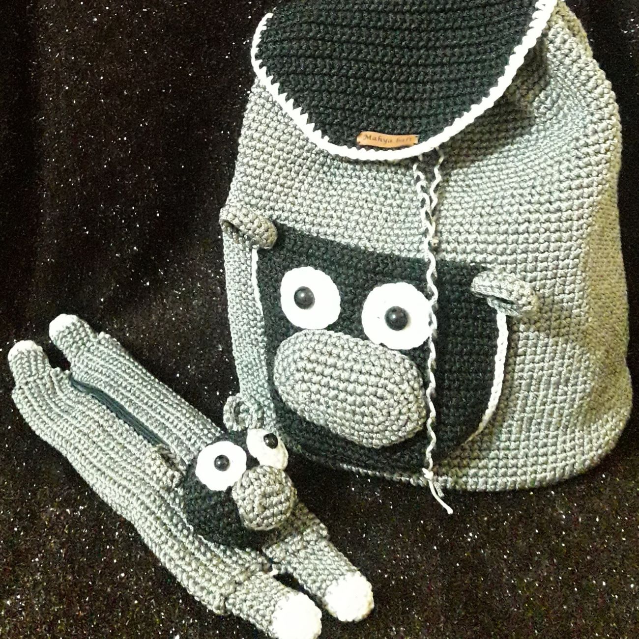 Handmade Knitted Minion Backpack – Kids’ Bag & Pencil Case Set