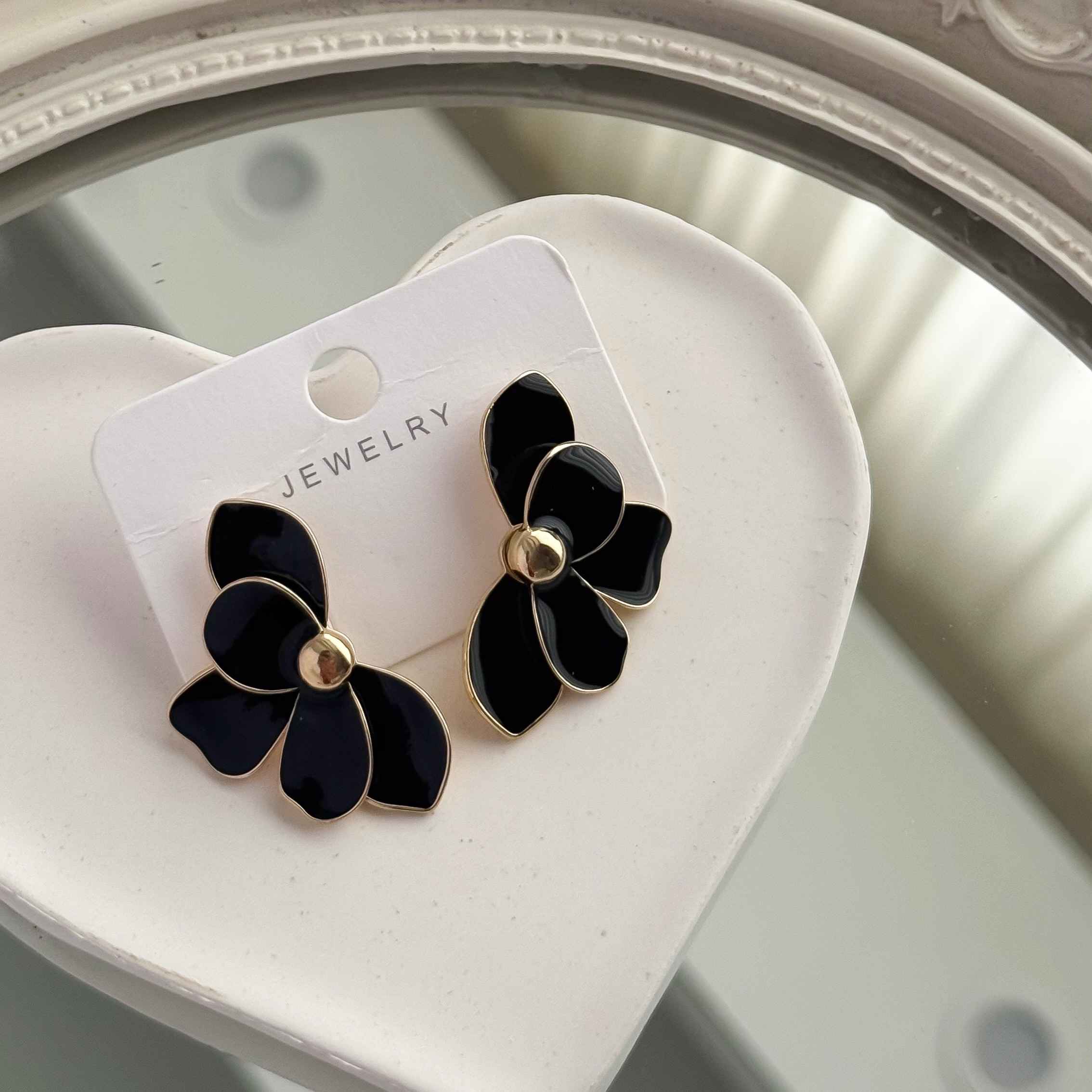 Steel Minakari Petal-Shaped Enamel Earrings – Artistic Floral Jewelry