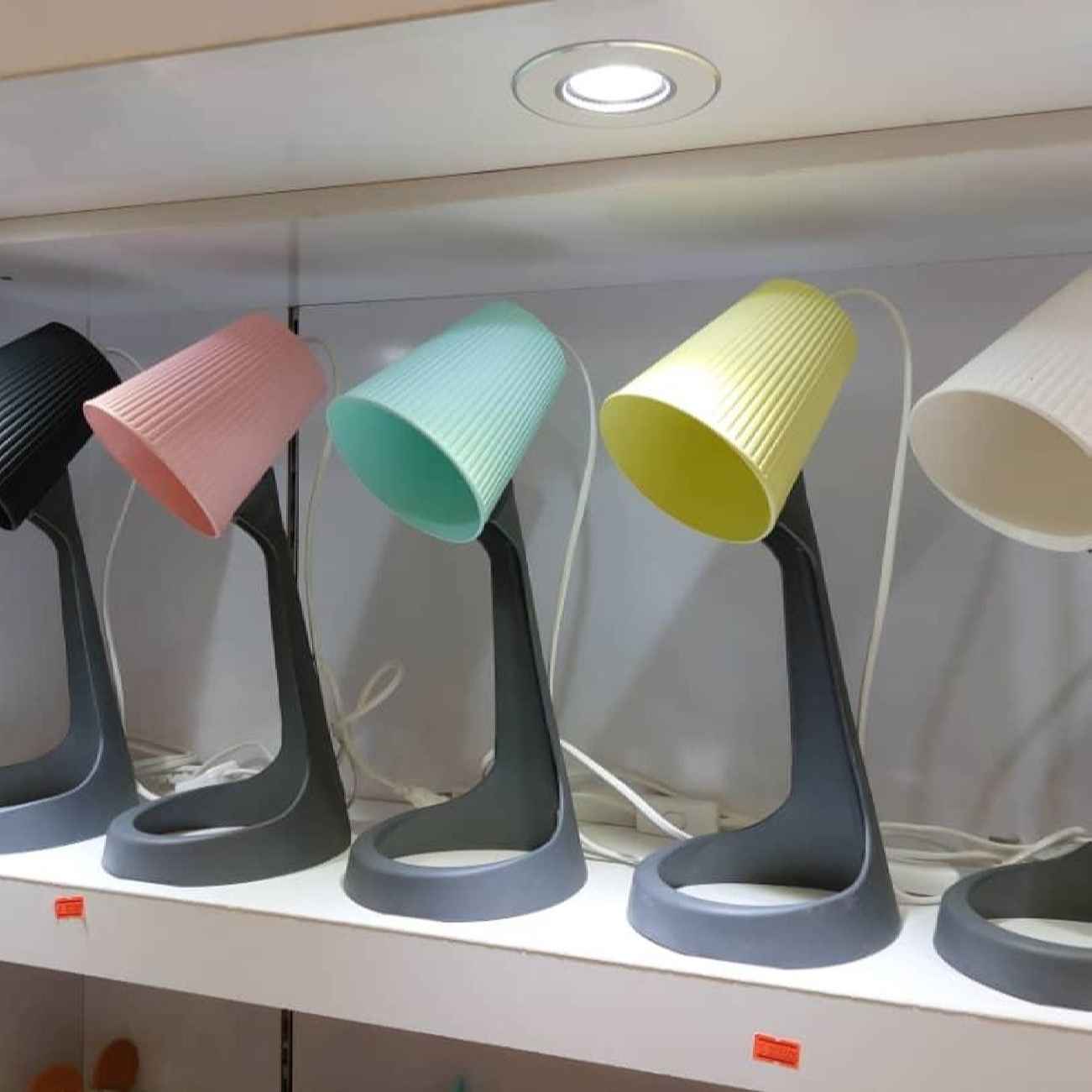 Minimalist Striped Linear Plastic Desk Lamp – Modern Task Lighting
