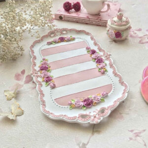 Polyresin Tray – Delicate Floral & Scalloped Edge Design
