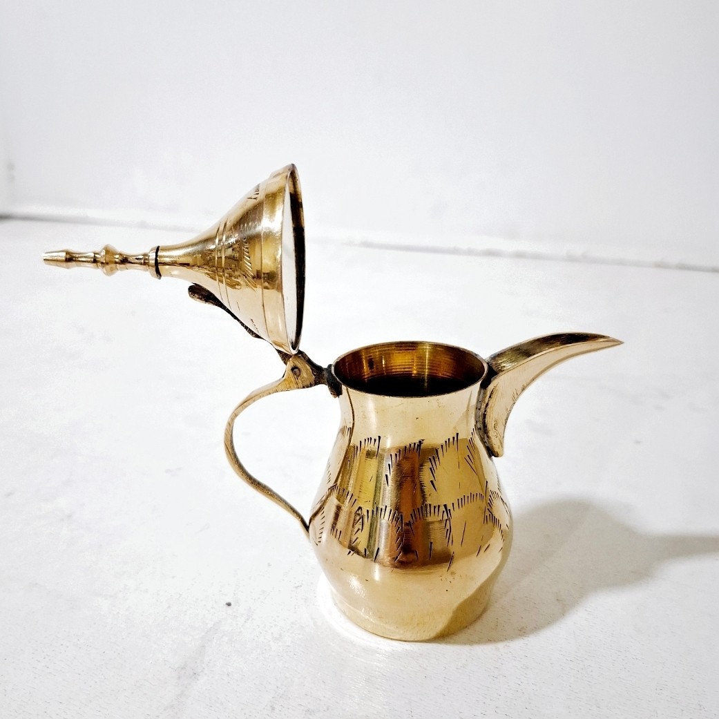 Authentic Brass Dallah Coffee Pot – Handmade Arabic Coffee Maker & Table Décor