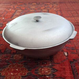 Cast Iron Kazan Pot – Suitable for Outdoor Cooking with Lid