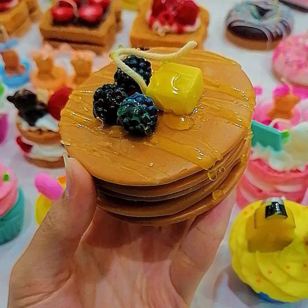 Fancy Candle in The Shape of a Pancake with Butte, Honey and Blackberries