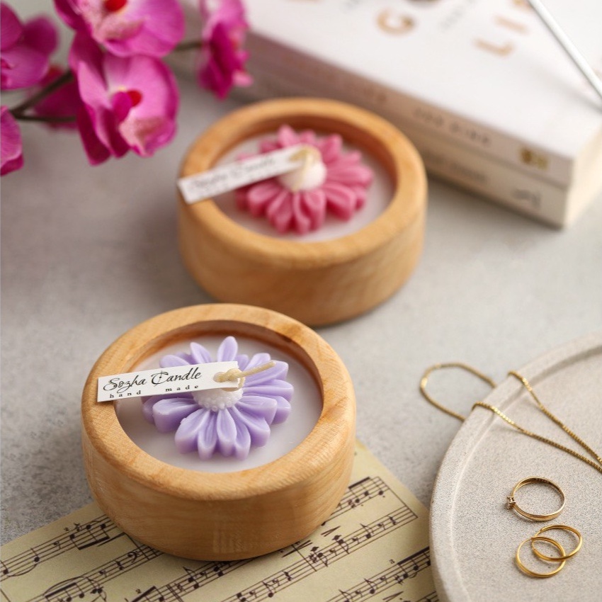 Chamomile Wooden Jar Candle – Clean Burn & Long-Lasting & Stylish