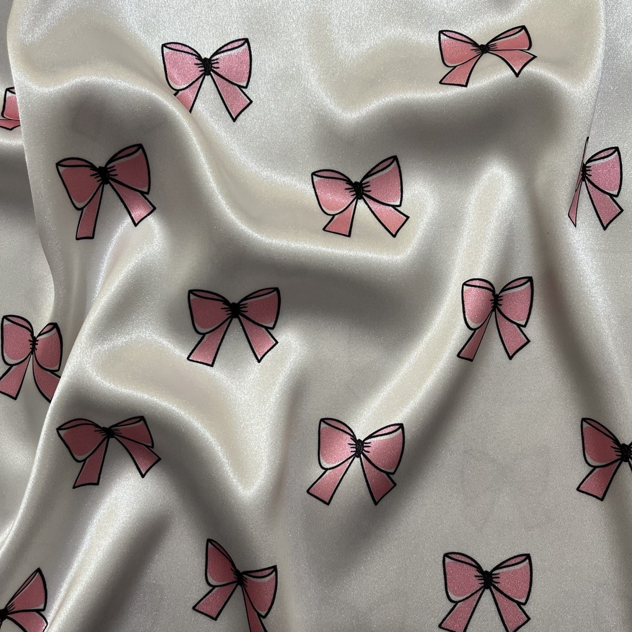 Silky Satin Bonnet – Suitable for Curly and Natural Hair