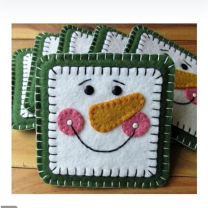Snowman Square Felt Coasters 4-Pack – Winter-Themed Drink Protectors for Mugs & Glassware